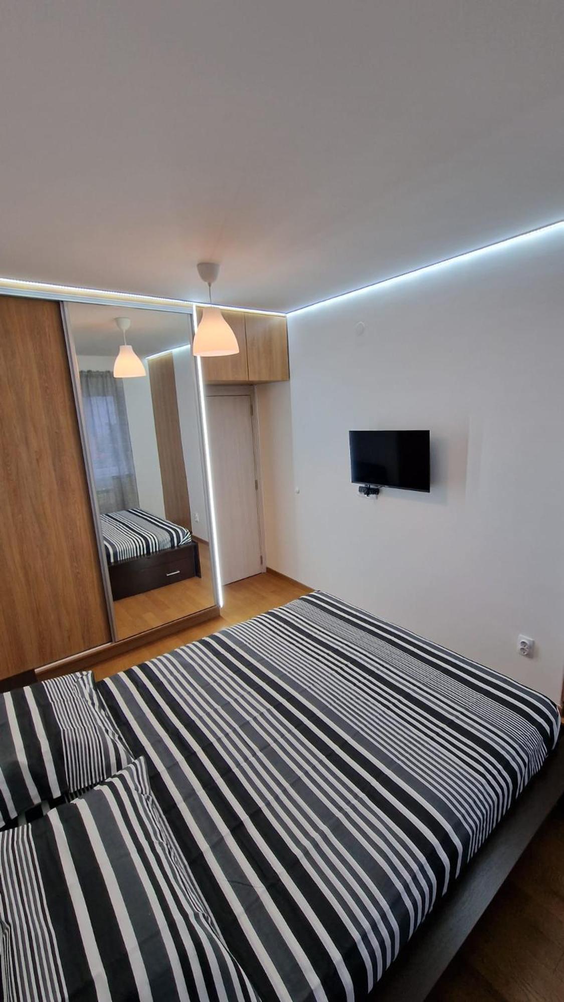 Porodicno-Poslovni Udoban Stan Apartment Beograd Ngoại thất bức ảnh