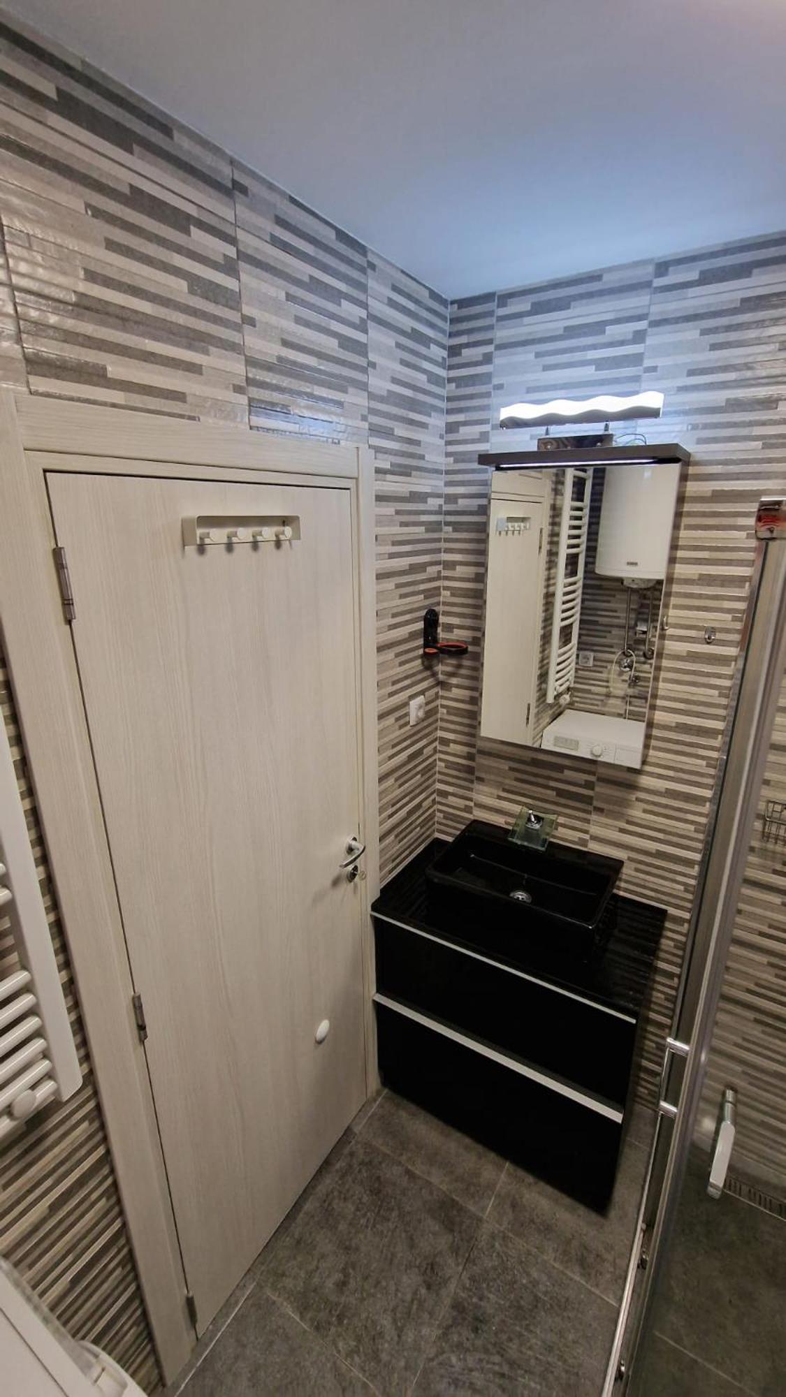 Porodicno-Poslovni Udoban Stan Apartment Beograd Ngoại thất bức ảnh