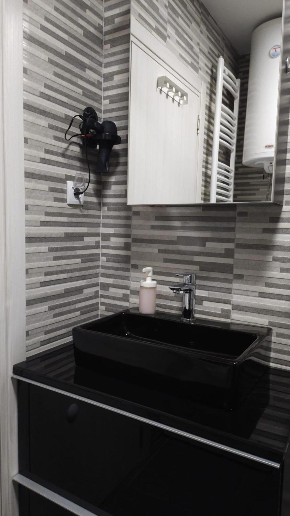 Porodicno-Poslovni Udoban Stan Apartment Beograd Ngoại thất bức ảnh